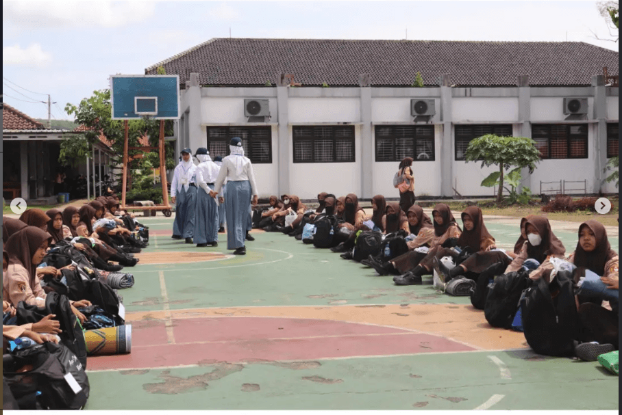 Juara 2 Lomba Cerdas Cermat PMR Kabupaten